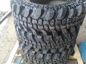 Шина класса X-TREME CST CL-98  33x11,5-16 117К